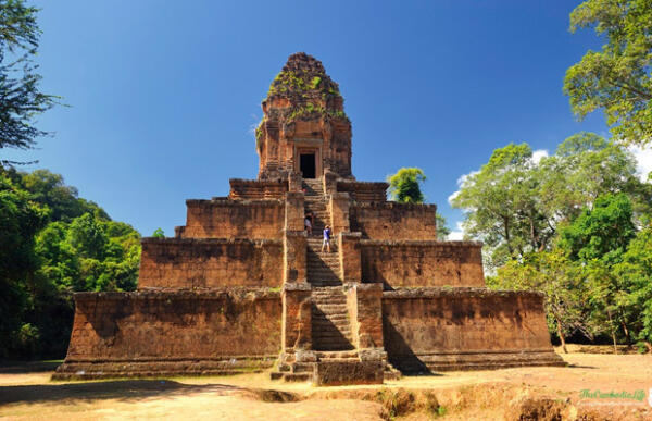 Baksei Chamkrong Hindu Temple In The Angkor Complex